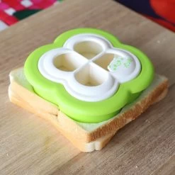 Akebono Clover-Shaped Sandwich Cutter & Sealer -Professional Furniture And Kitchen Supplies Store AkebonoClover ShapedSandwichCutter Sealer 3 a4ac1b1c dfe5 4ce1 a084 db39d0a34798