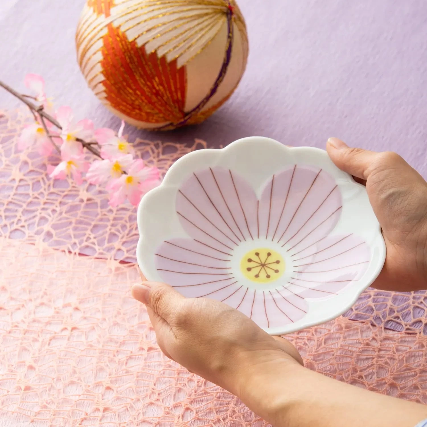 HAREKUTANI Porcelain Flower Bowl 7 HAREKUTANI Porcelain Flower Bowl - Image 5