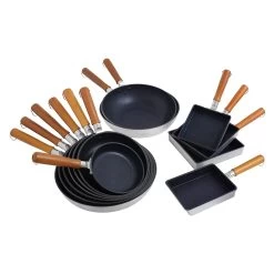 Urushiyama Die-Cast Aluminium Non-Stick Square Tamagoyaki Rolled Omelette Pan 21cm -Professional Furniture And Kitchen Supplies Store UrushiyamaDie CastAluminiumNon StickSquareTamagoyakiRolledOmelettePan21cm 3