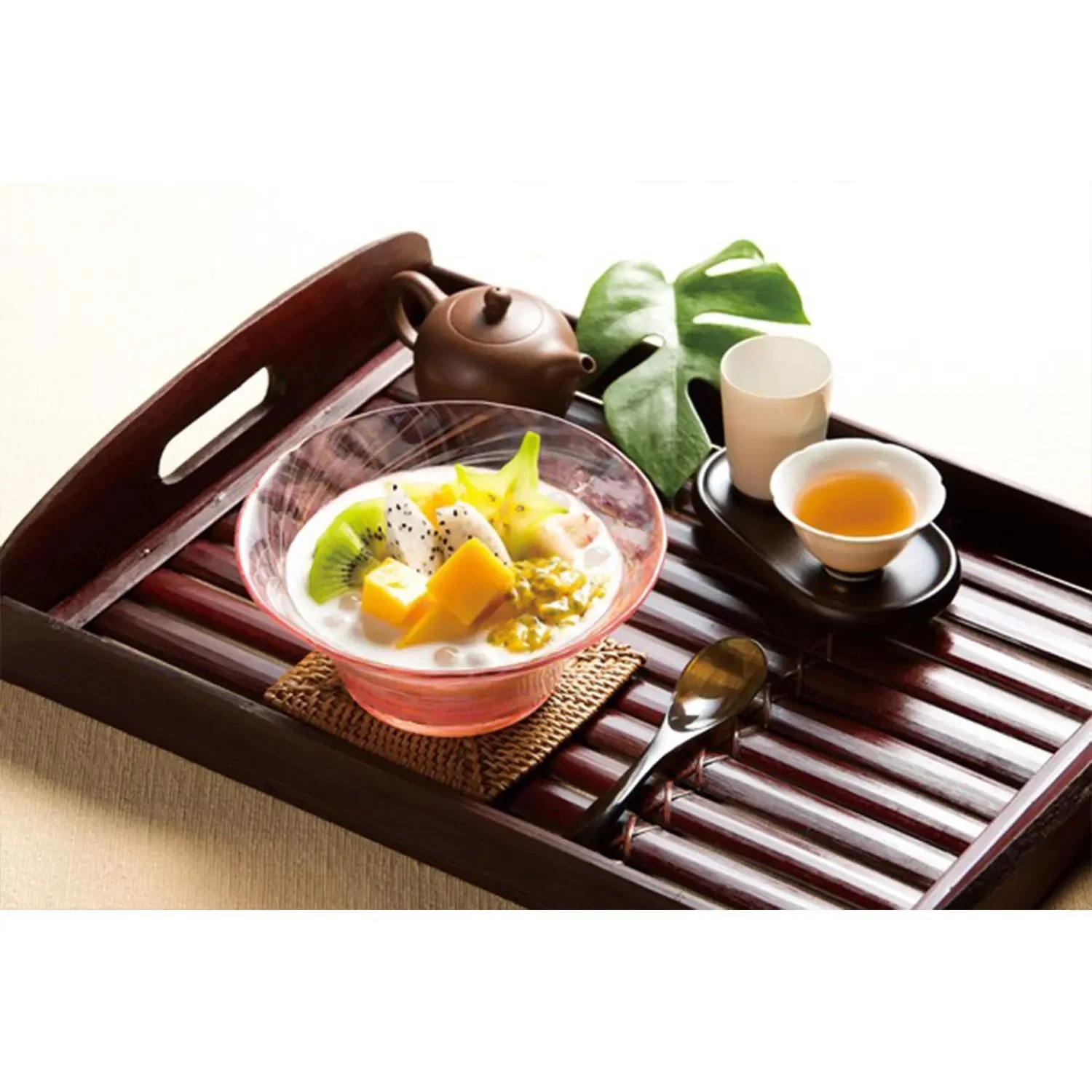 ADERIA Tsugaru Vidro Soda-Lime Glass Shaori Medium Bowl 8 ADERIA Tsugaru Vidro Soda-Lime Glass Shaori Medium Bowl - Image 6