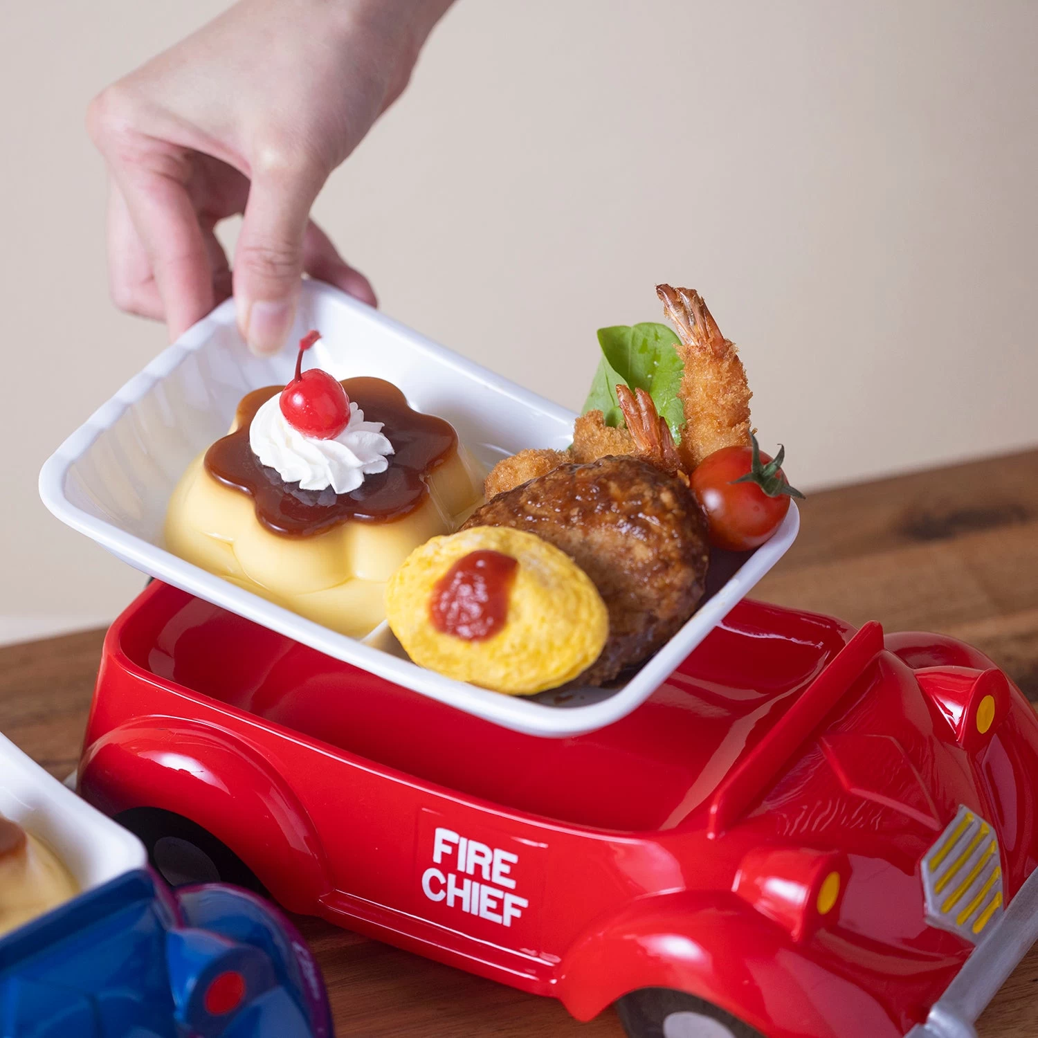 Niimi Melamine 3D Police Car Hand-Painted Kids Plate 6 Niimi Melamine 3D Police Car Hand-Painted Kids Plate - Image 4